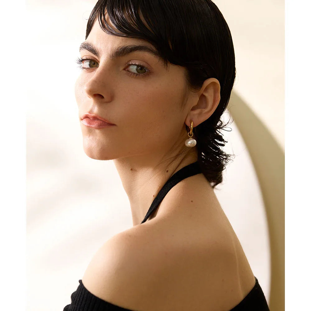 Brinco em Ouro 18k Pendente Pérola