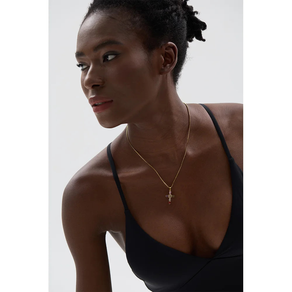 Colar Cruz Delicada Com Zircônia