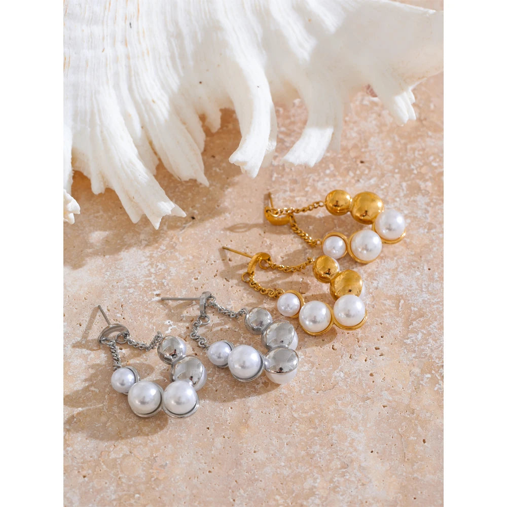 Brinco em Ouro 18k Pérolas Torcidas