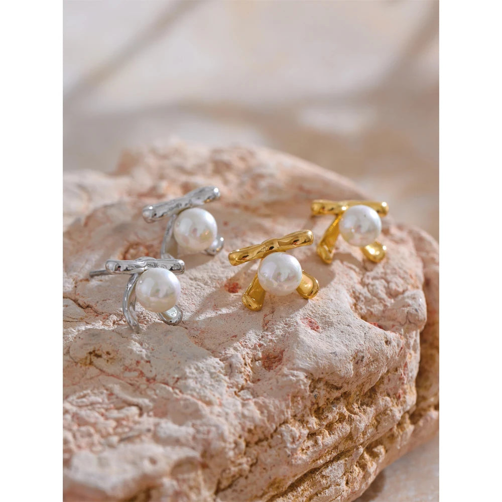 Brinco em Ouro 18k Pérola Lacinho