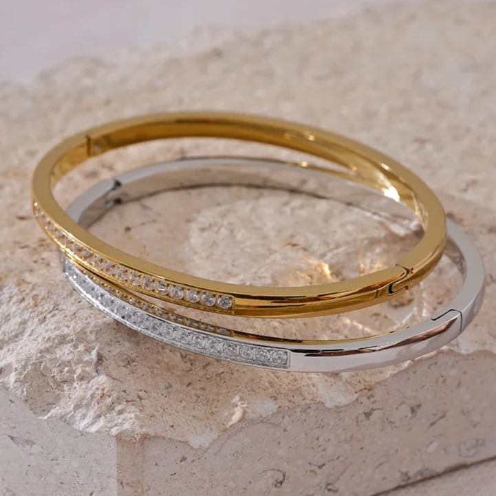 Bracelete Minimalista Detalhe Cravejado Zircônia