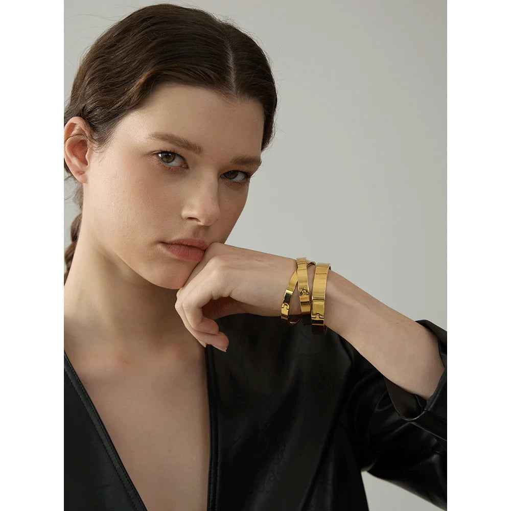 Pulseira Bracelete Liso Minimalista