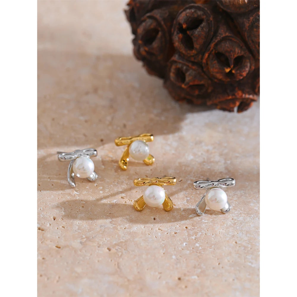 Brinco em Ouro 18k Pérola Lacinho