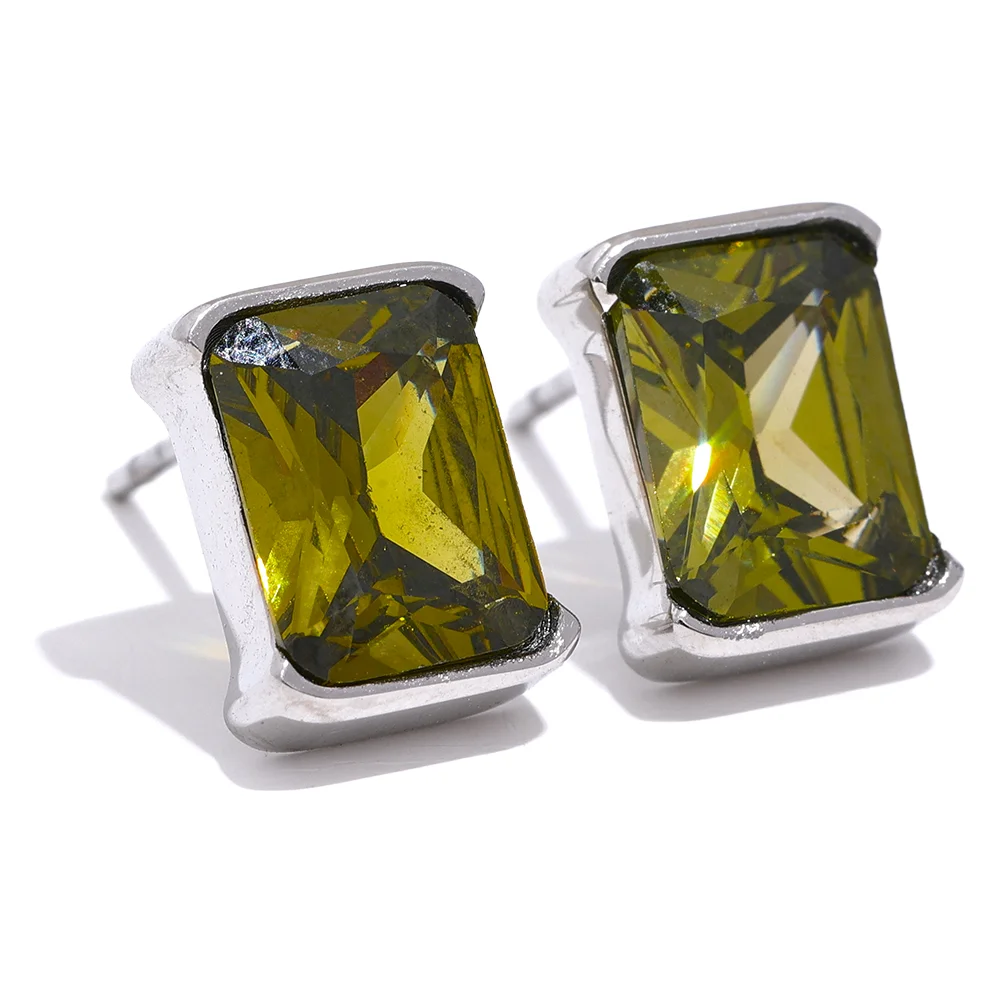 Brinco Zircônia Cubica Delicado