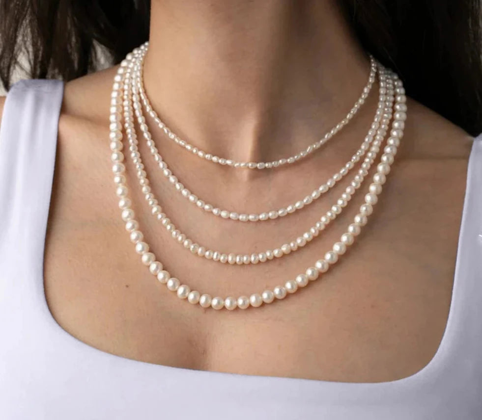 Colar Multi Perolado Minimalista
