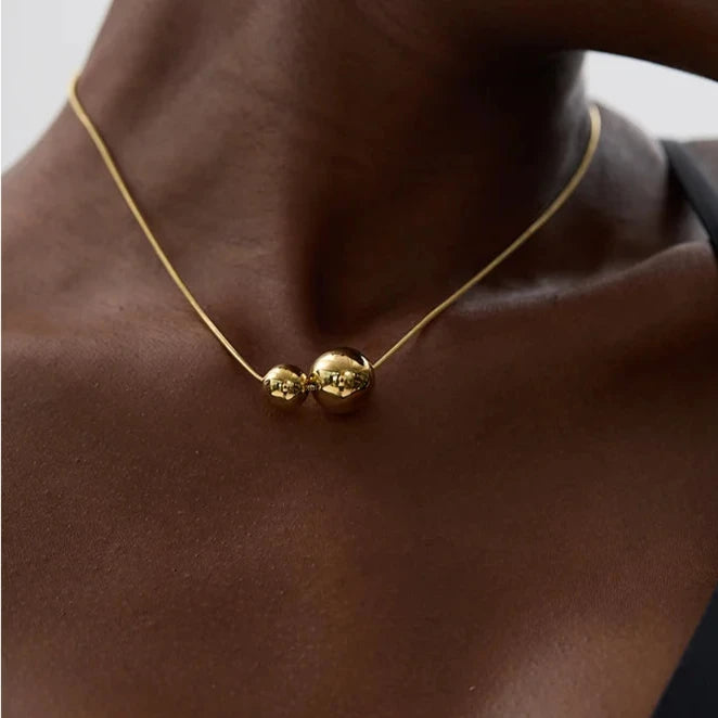 Colar Minimalista Esfera Dupla