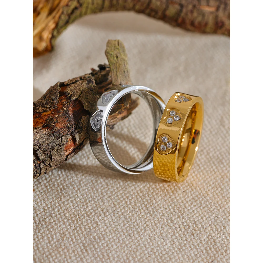 Anel Coração Cravejado Zircônia