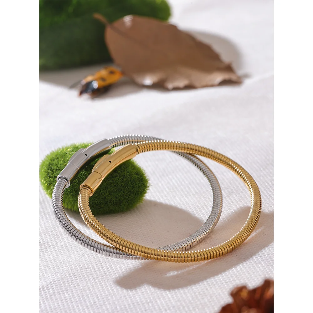 Pulseira Minimalista Padrão Circular Ouro 18k