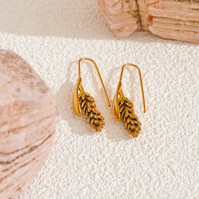 Brinco em Ouro 18k Trigo Pendente