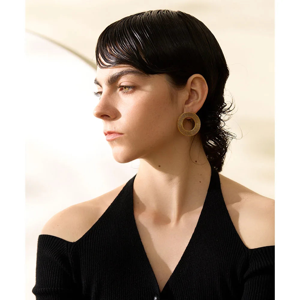 Brinco em Ouro 18k Circulo Texturizado