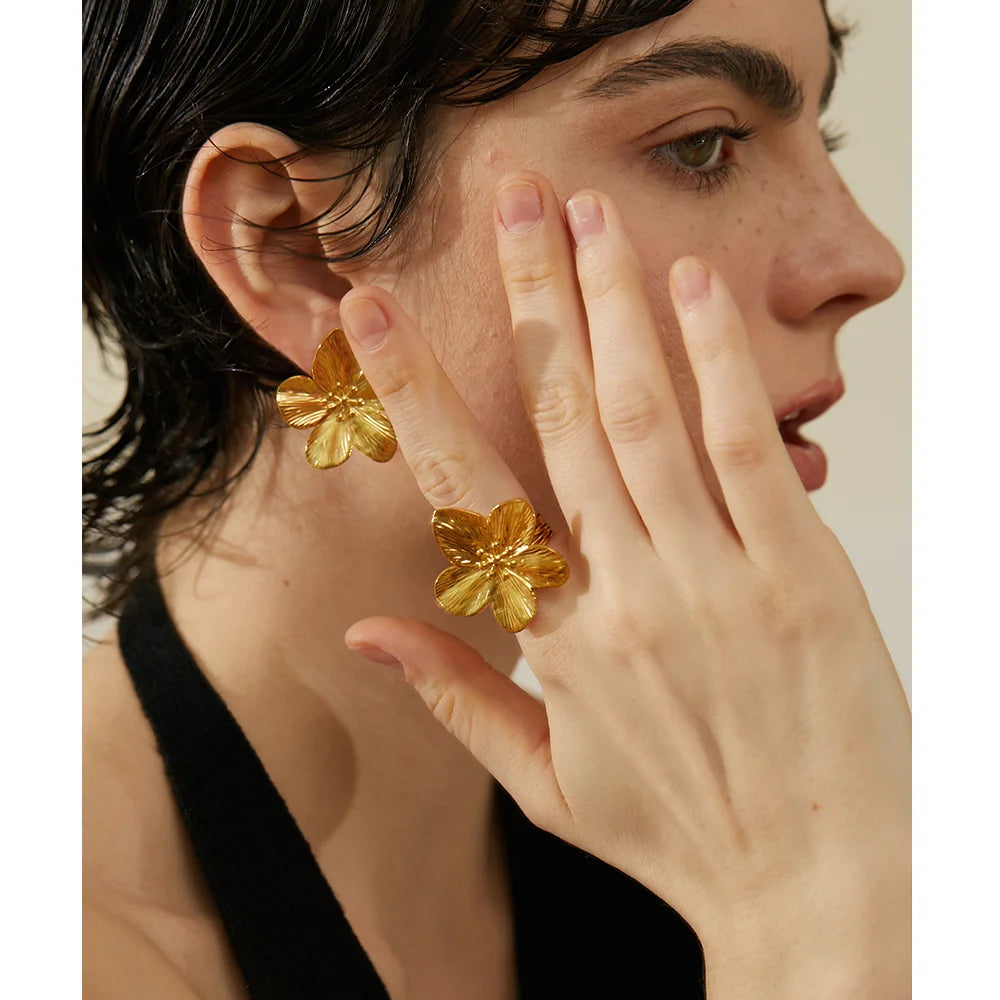 Anel Ajustável Flor Minimalista