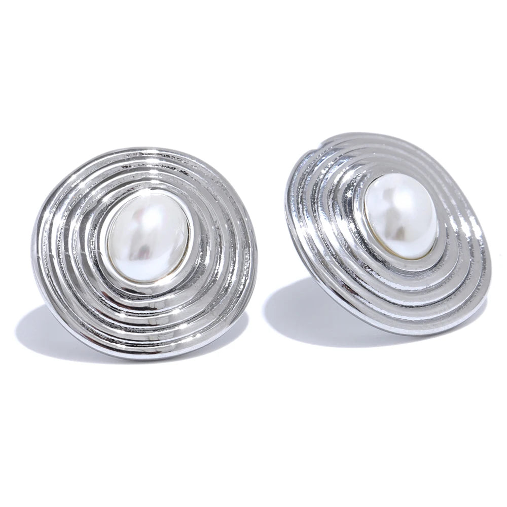 Brinco em Ouro 18k Pérola Detalhe Redondo