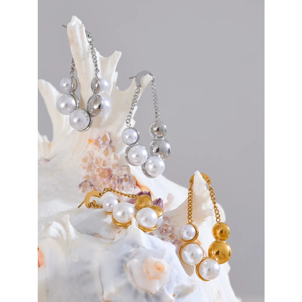 Brinco em Ouro 18k Pérolas Torcidas