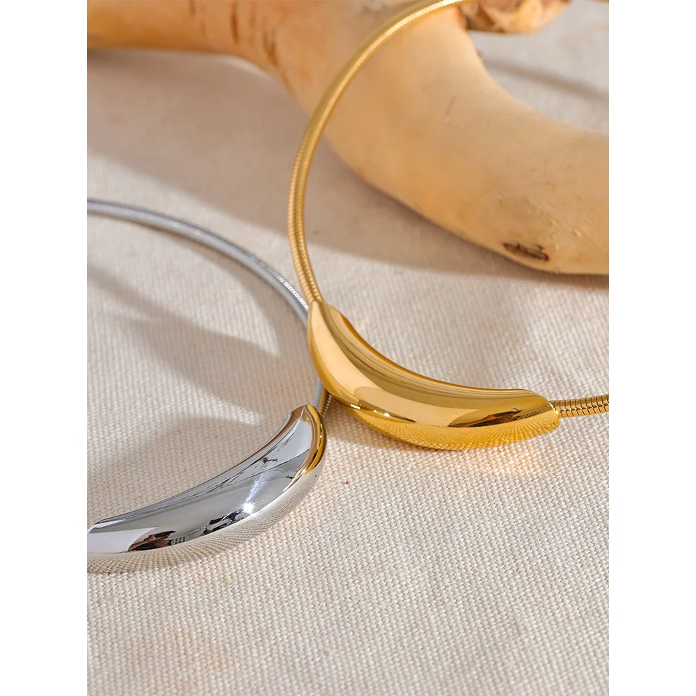 Colar Choker Light Detalhe