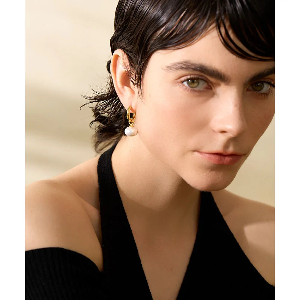 Brinco em Ouro 18k Pendente Pérola