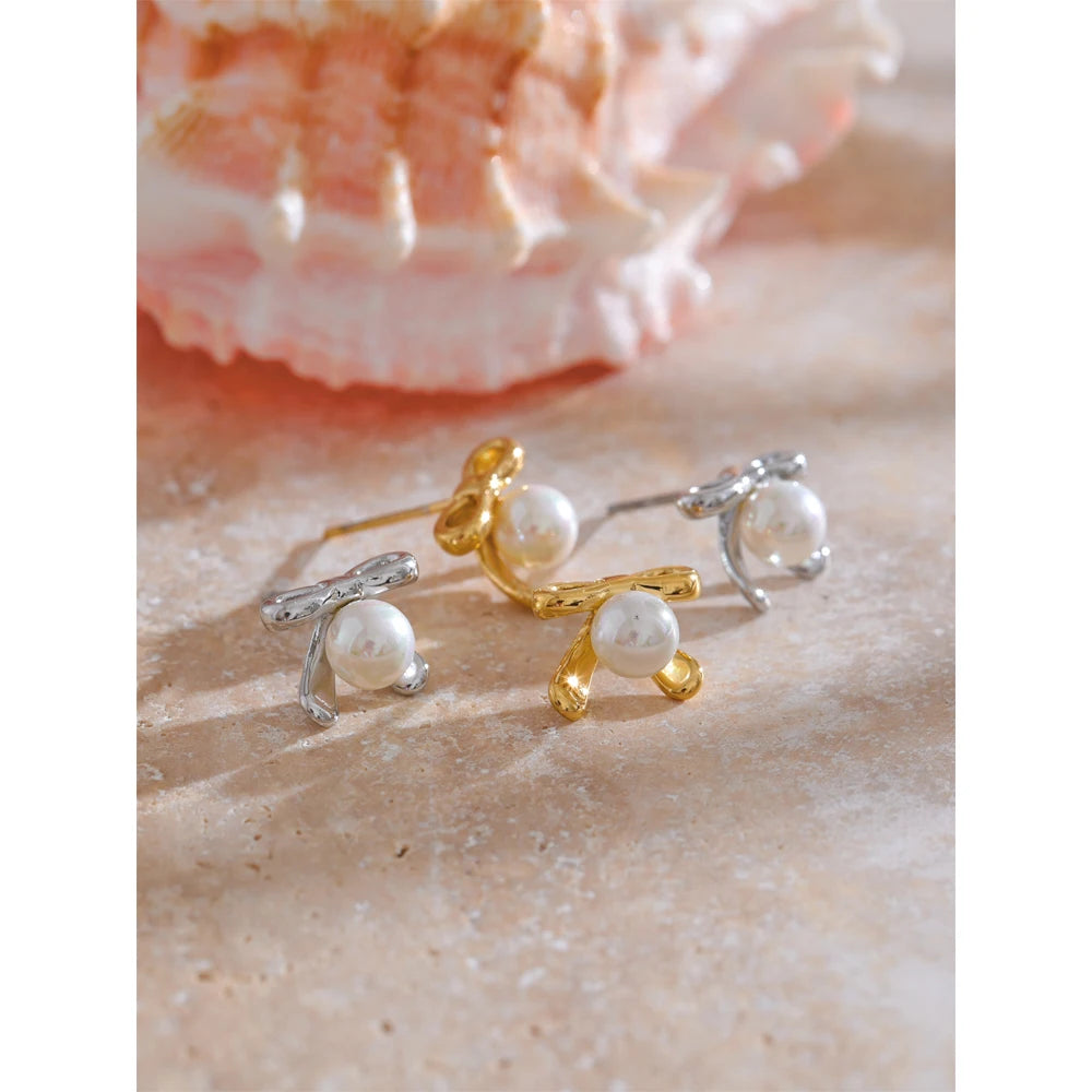 Brinco em Ouro 18k Pérola Lacinho