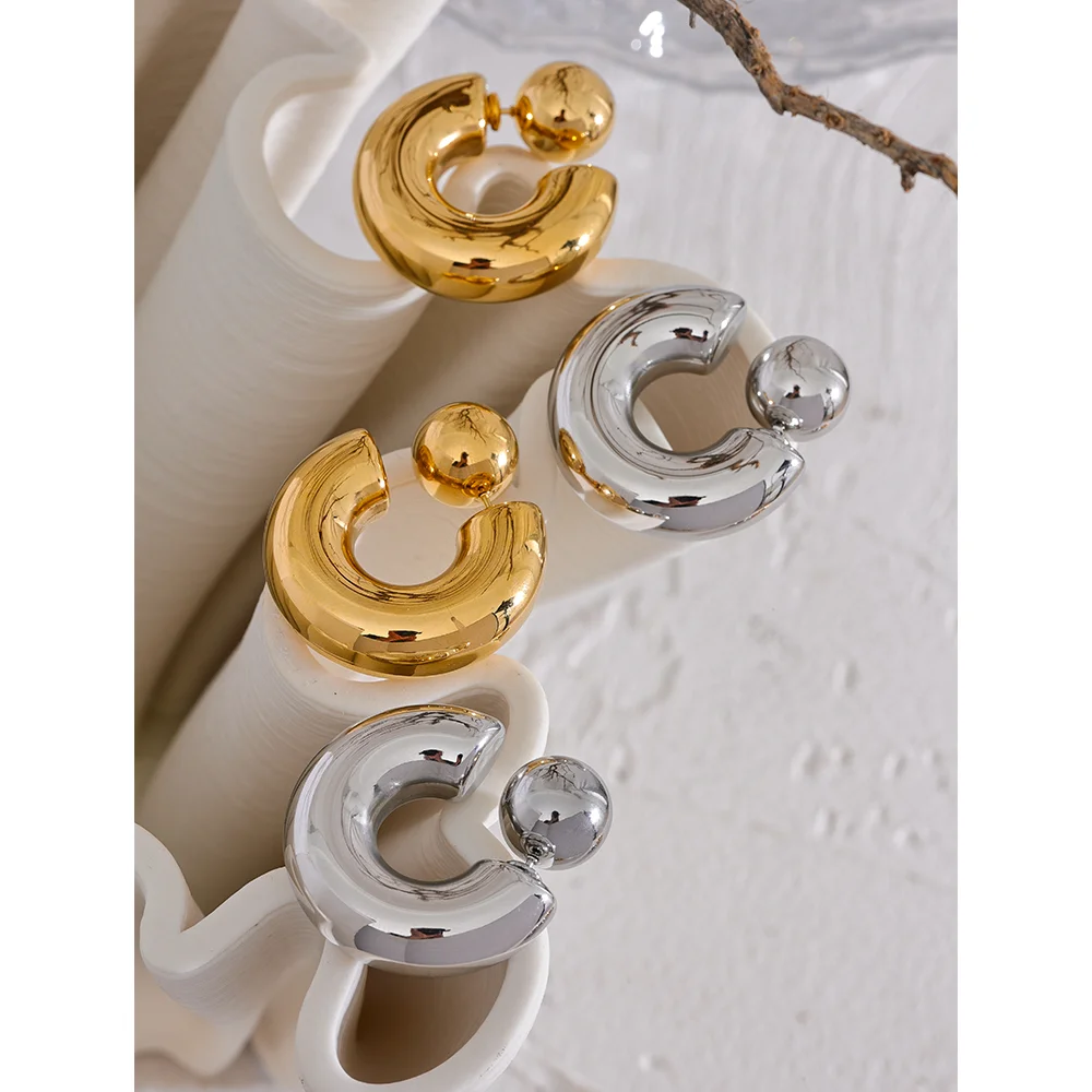 Brinco em Ouro 18k Argola C