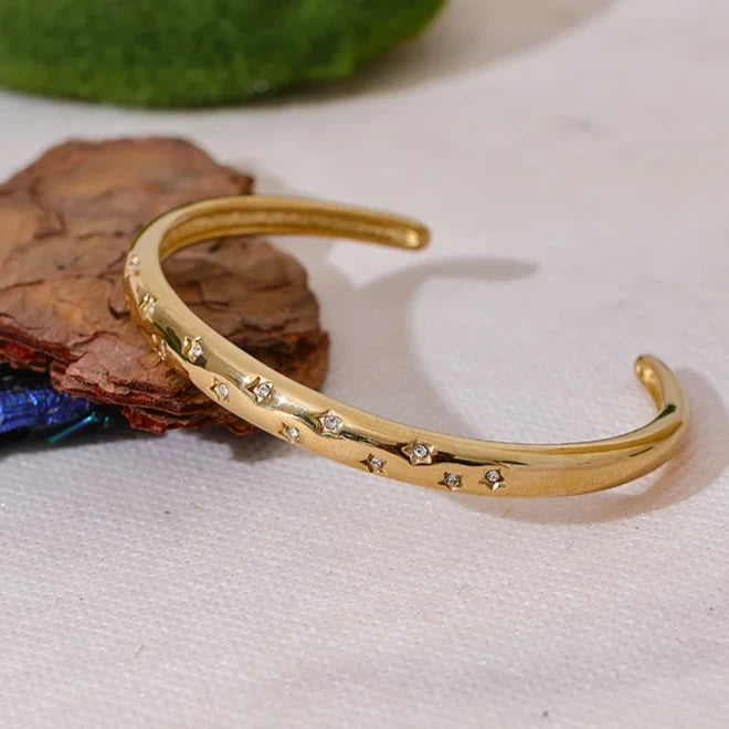 Bracelete Minimalista Estrelas em Zircônia