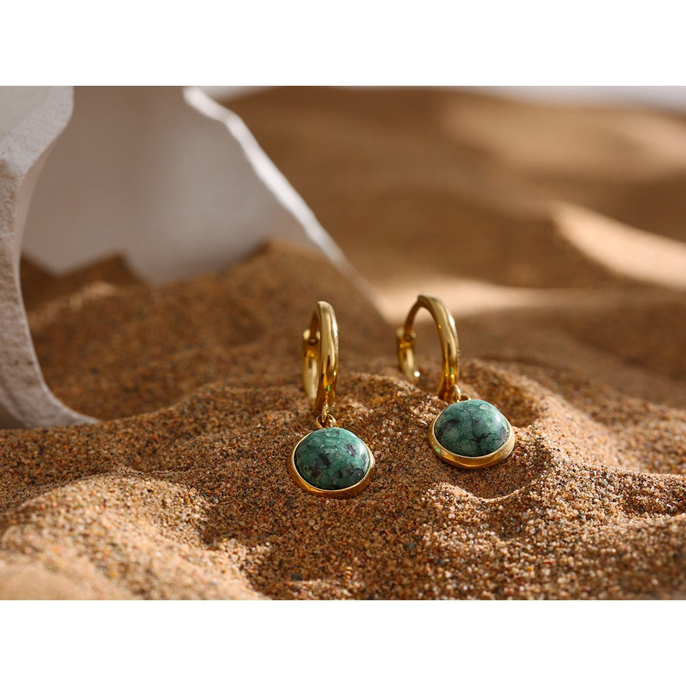 Brinco Argola Pendente Pedra Natural Verde em Ouro