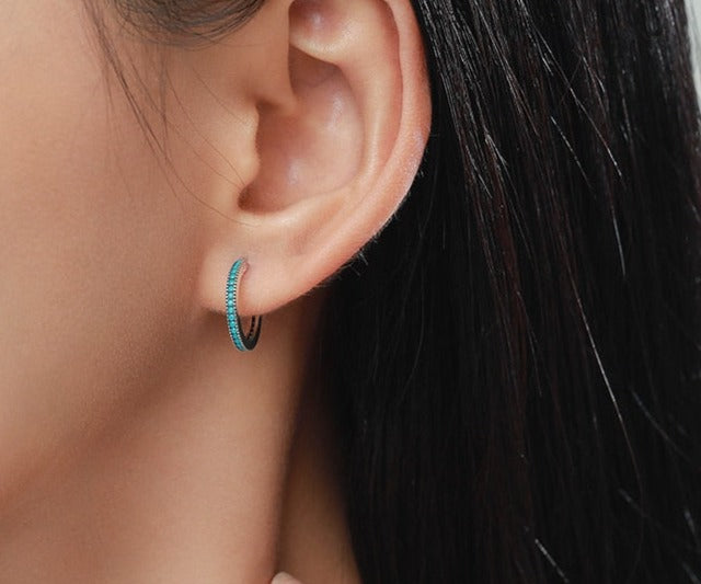 Brinco Redondo Turquesa em Prata 925