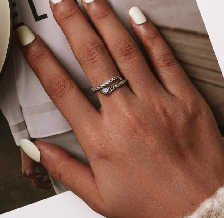 Anel Serpente Ajustável em Prata 925