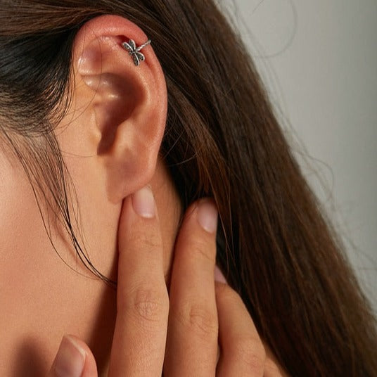 Brinco Libélula Ear Cuff em Prata 925