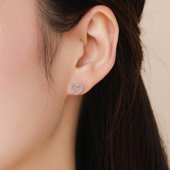 Brinco Coração Zircônia em Prata 925
