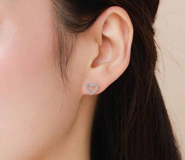 Brinco Coração Romântico Zircônia em Prata 925