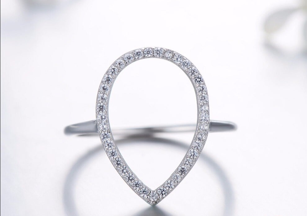 Anel Pingo Cravejado em Prata 925