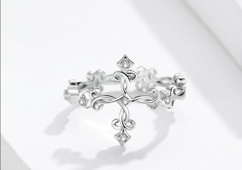 Anel Ajustável Cruz Clássica em Prata 925