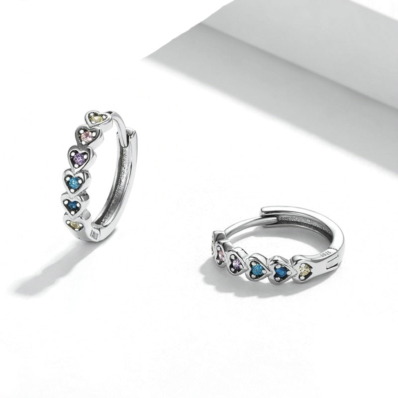 Brinco Corações Rainbow em Prata 925