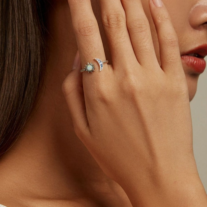 Anel Opala Sol e Lua em Prata 925