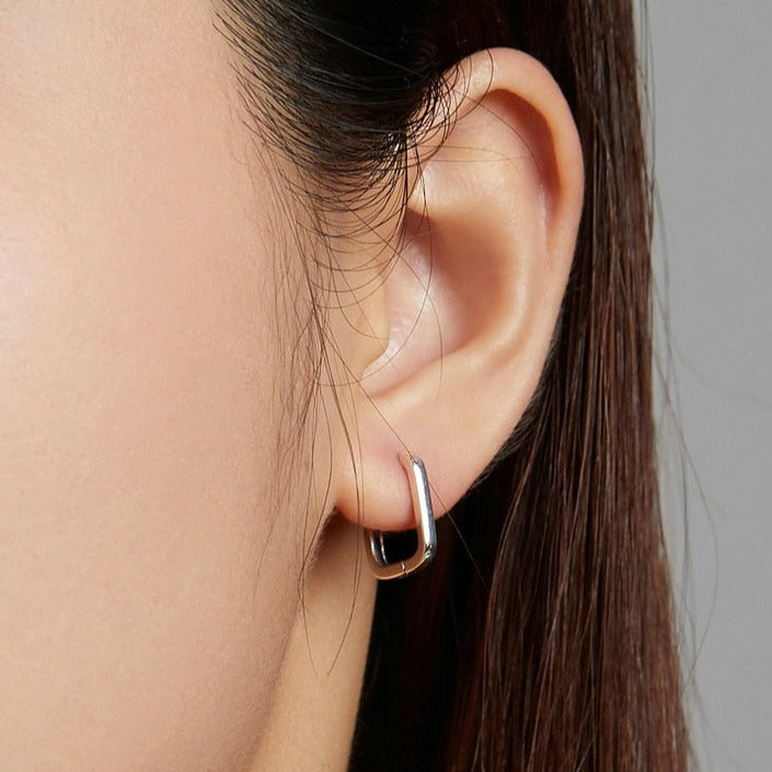 Brinco Argola Retangular em Prata 925