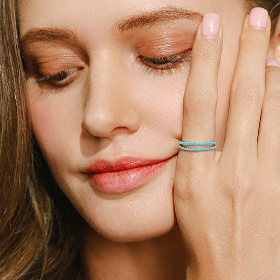 Anel Turquesa Cravejado em Prata 925