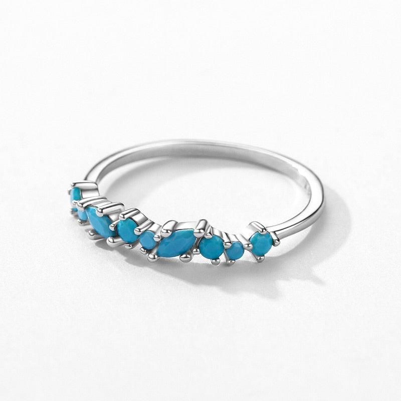 Anel Turquesa Cravejado Irregular em Prata 925