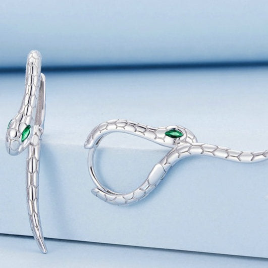 Brinco Serpente Zircônia Verde em Prata 925