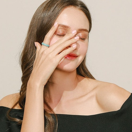 Anel Turquesa Cravejado Exclusive em Prata 925