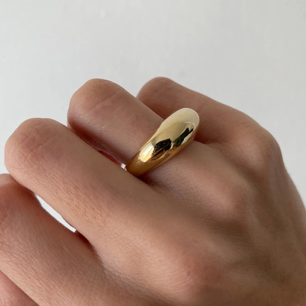 Anel Arco Minimalista Sofisticado