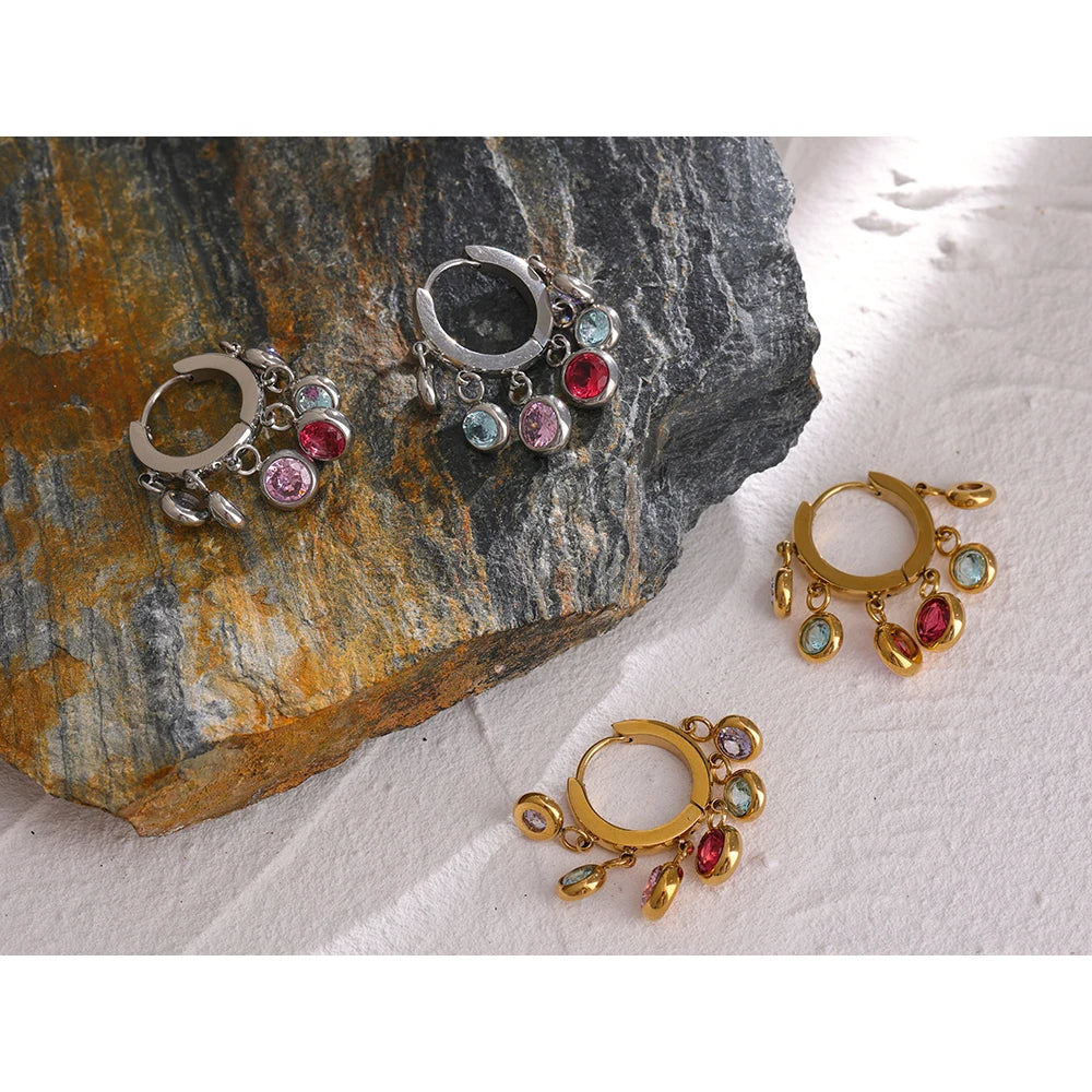 Brinco em Ouro 18k Argola Esferas em Zircônia