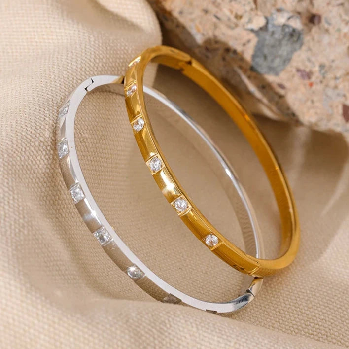 Bracelete Cravejado Zircônia Minimalista