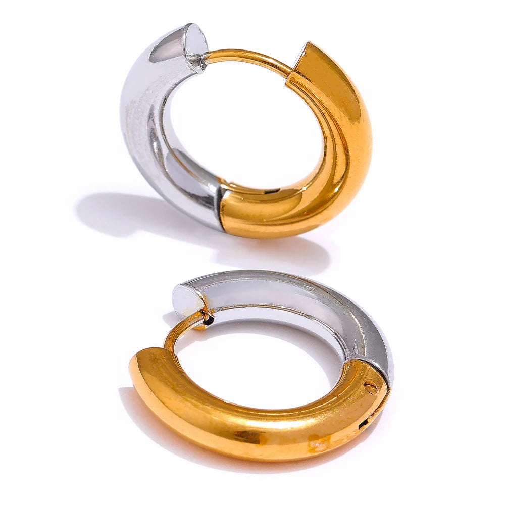 Brinco em Ouro 18k Argola Meio a Meio