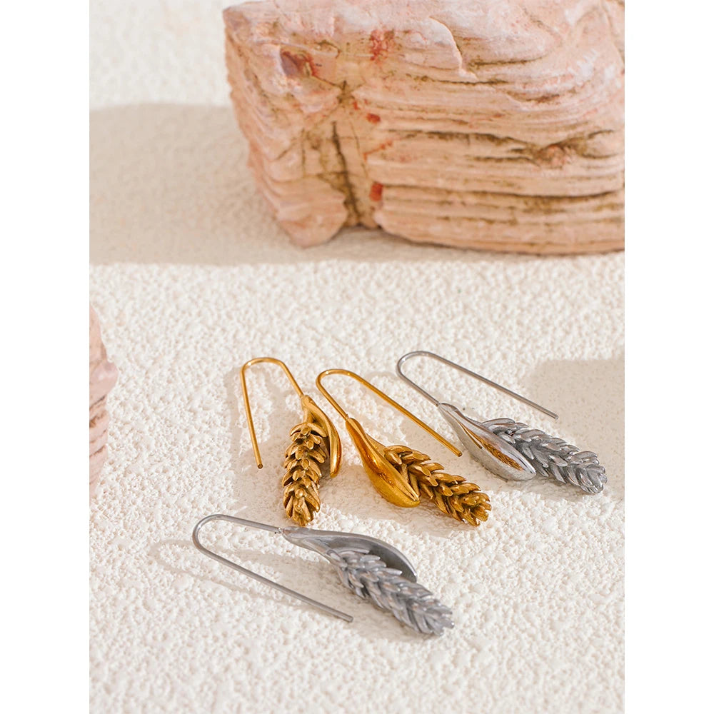Brinco em Ouro 18k Trigo Pendente