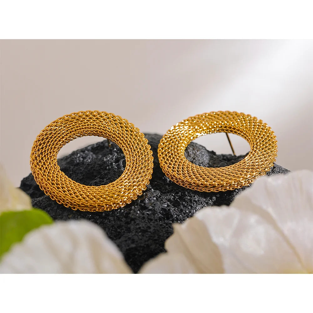 Brinco em Ouro 18k Circulo Texturizado