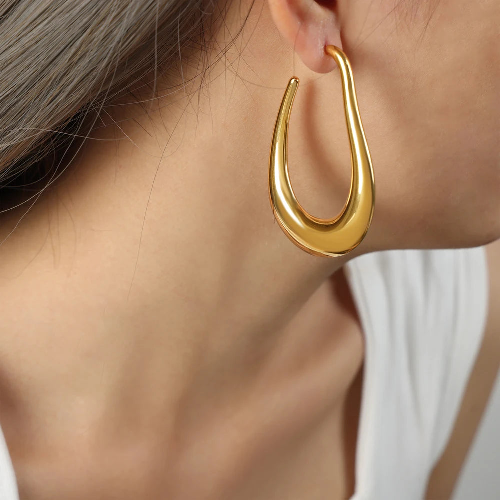 Brinco em Ouro 18k Argola Orgânica