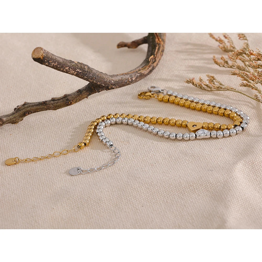 Pulseira Esferas Detalhe Coração Zircônia