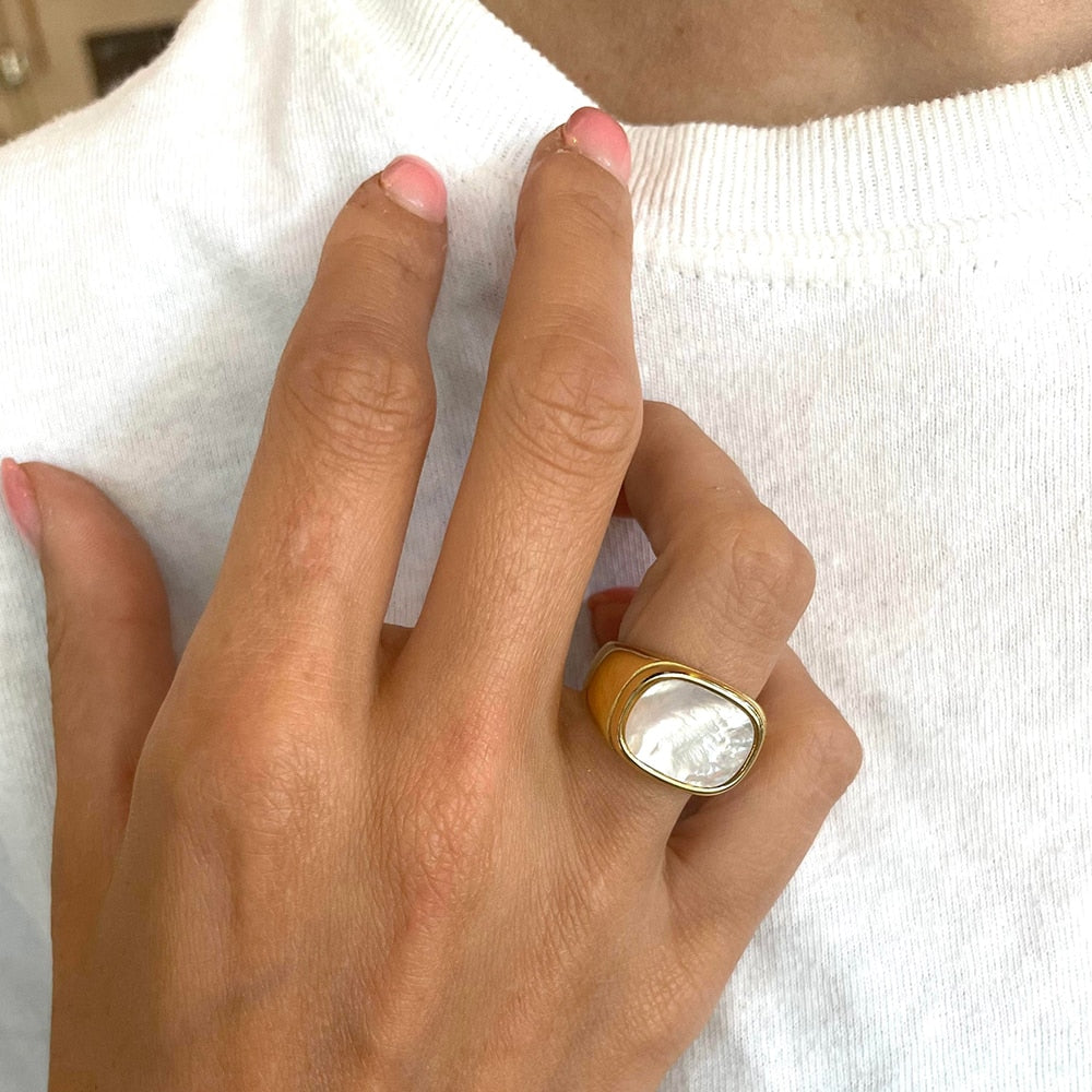 Anel Vintage Shell