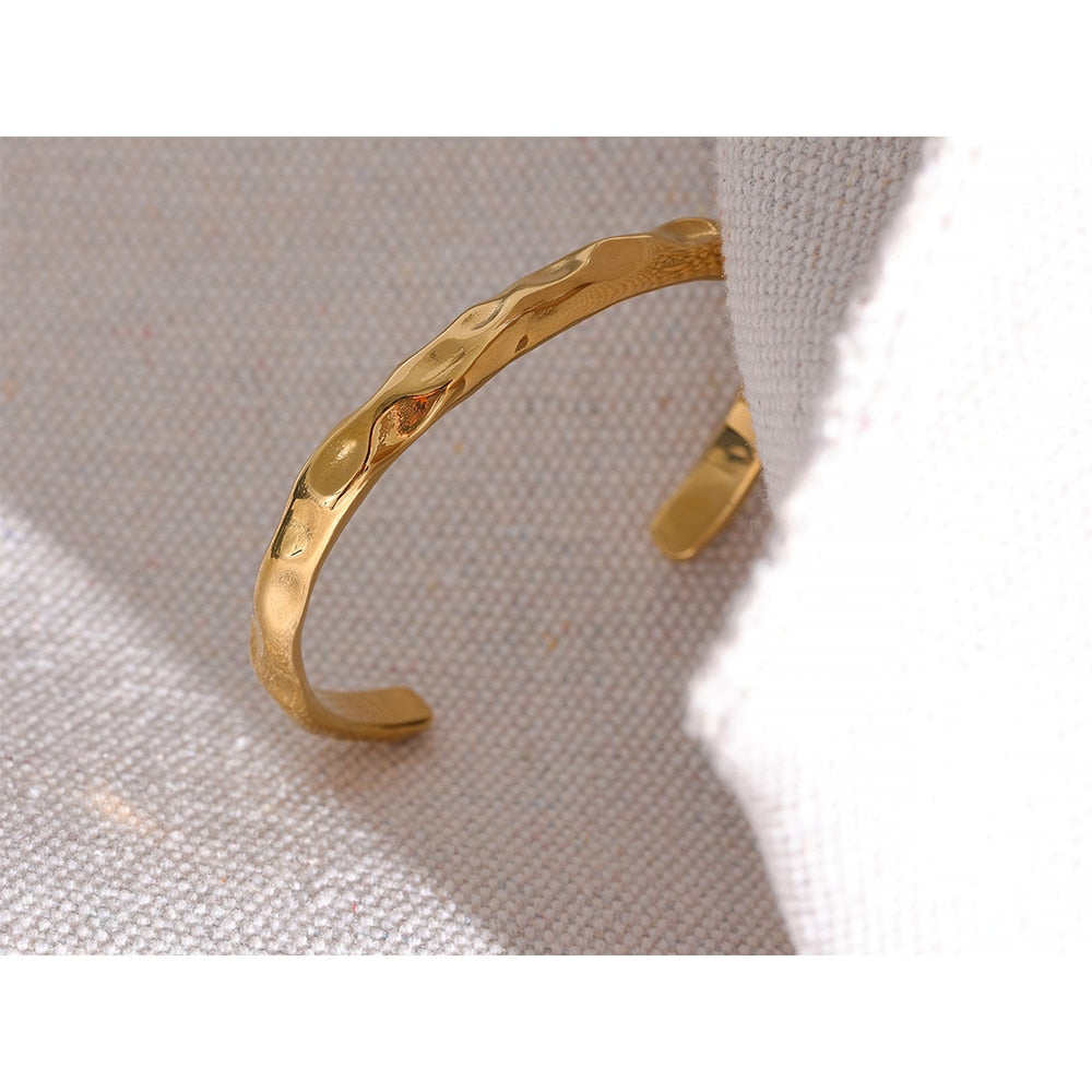 Pulseira Minimalista Rústica Vertti